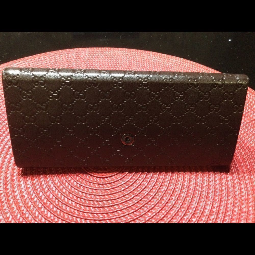 GUCCI Eyeglasses Case - Picture 6 of 9